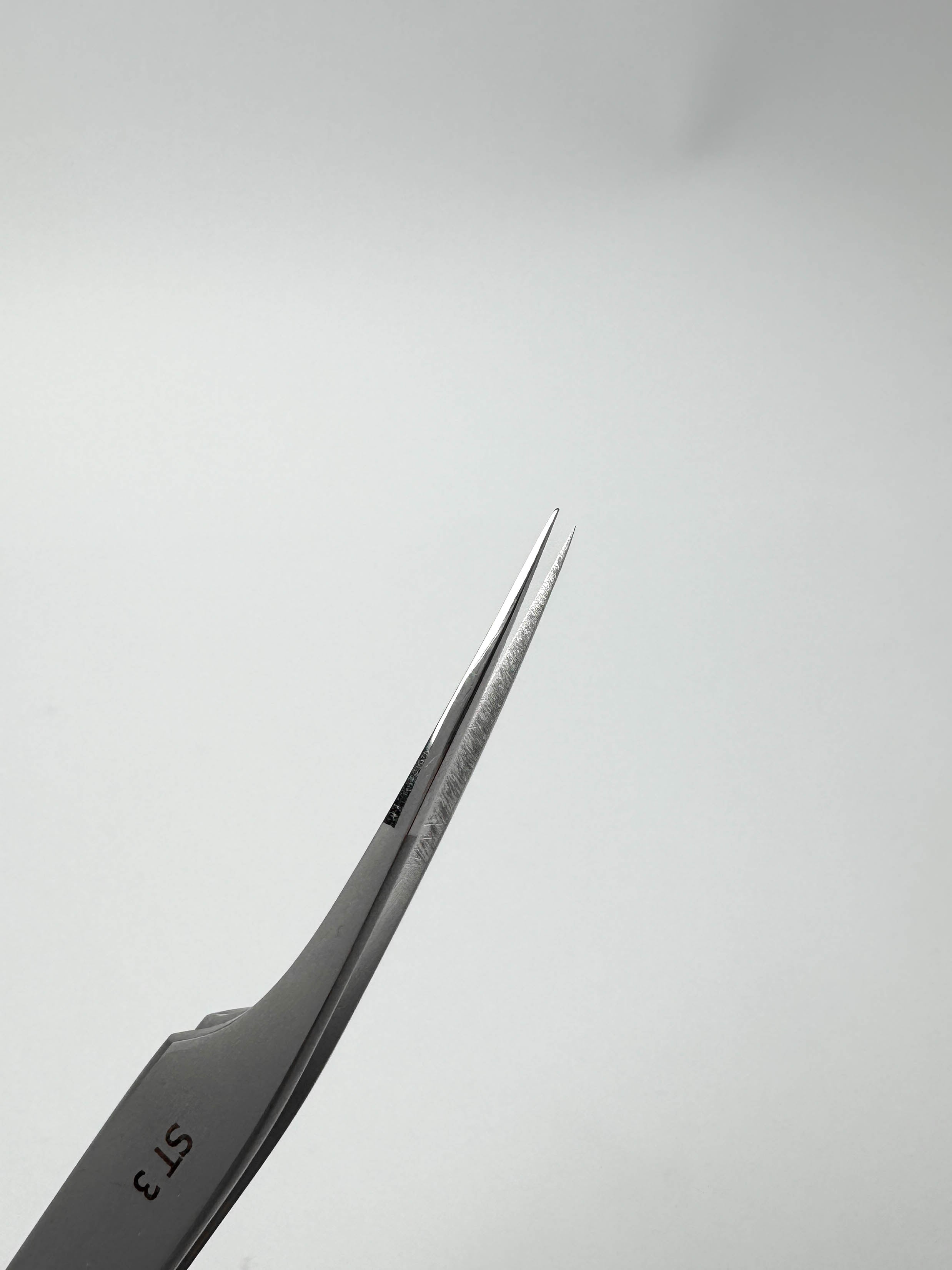 Пінцет прямий ST3